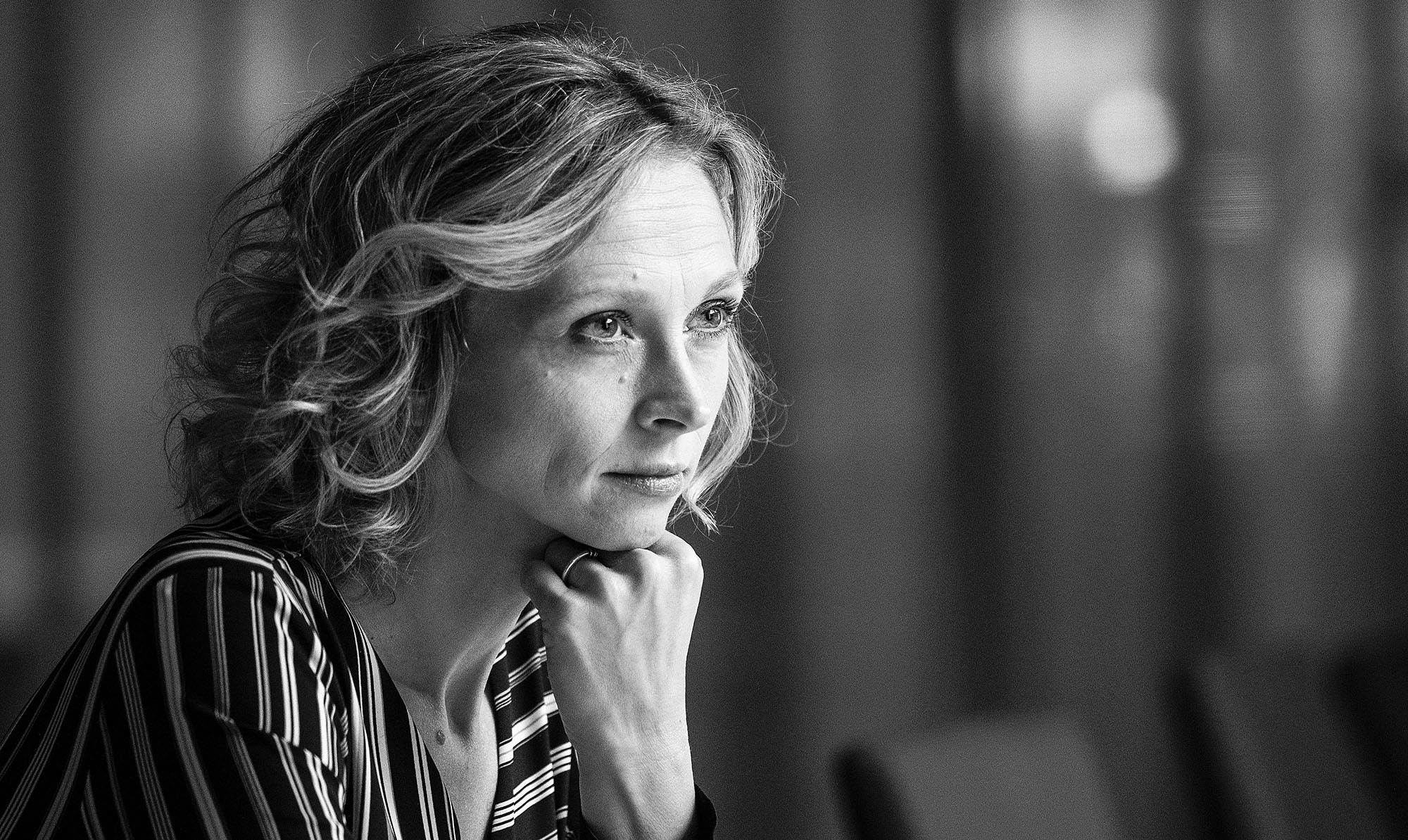 "Jeg ankom en iskold dag i september og fik sparket benene væk under mig – på godt og ondt," fortæller journalist Matilde Kimer i dette interview om forholdet til Rusland. Matilde Kimer Interview Kærlighed og Rusland
