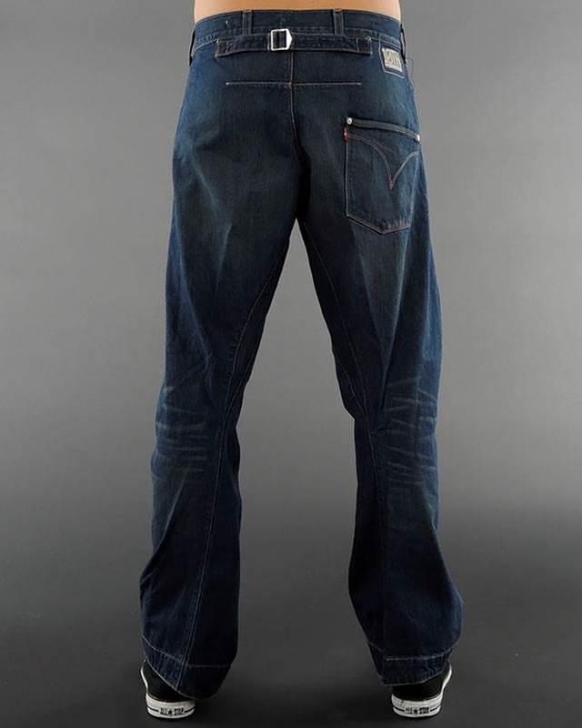 Kan huske poserede Levi's Engineered Jeans? Nu gør bukserne comeback 20 år de første par - Euroman