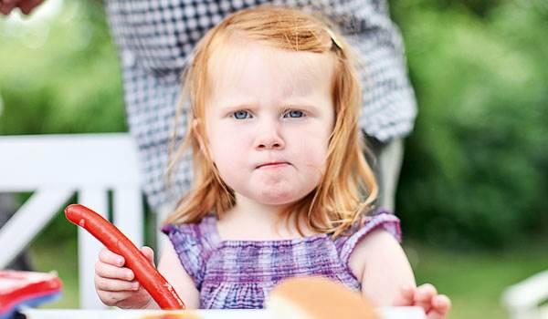 'Jeg ville ikke have ketchup på tallerkenen! Dumme mor! Foto: Nimastock Trodsalder