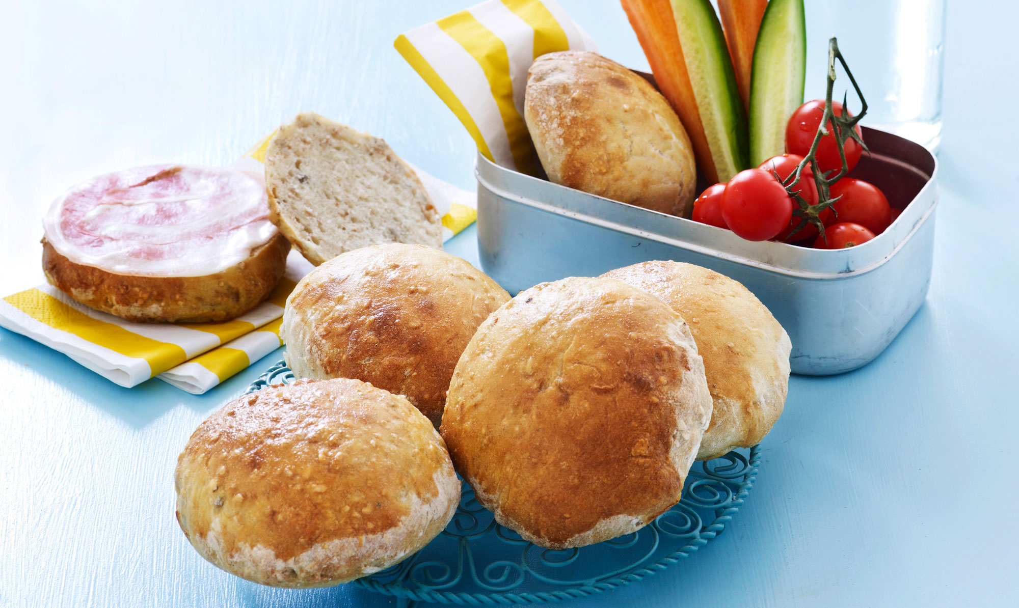 De bedste boller til madpakken... Haps! Madpakkeboller: Sådan bager du bedste boller til madpakken