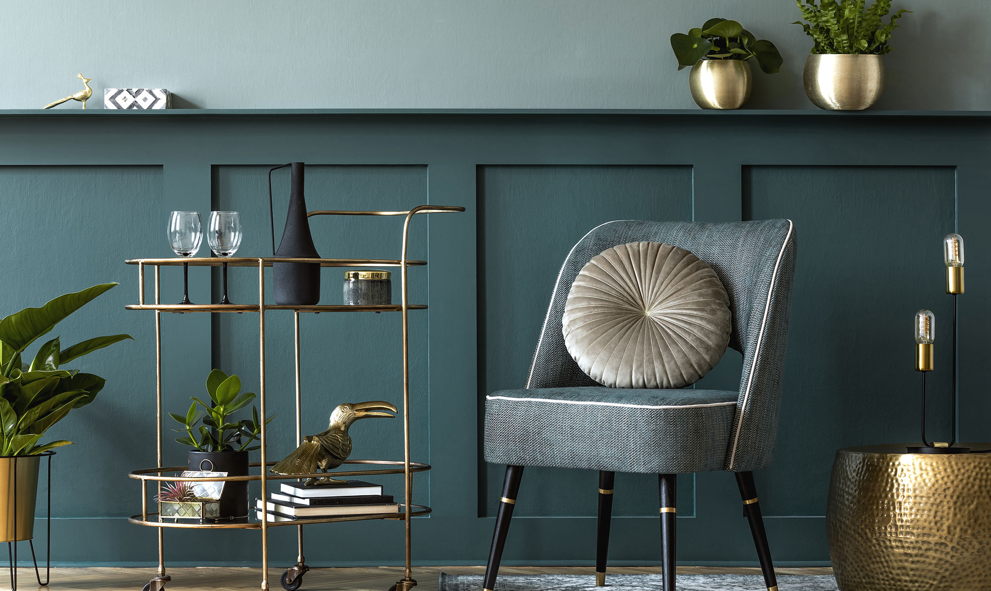 Denne artikel er sponsoreret af: Bolighuset Werenberg, Color & Co, Designer Zoo, Encoded, Fischer, Intarsia Furniture, Kristensen & Kristensen, Million, Møbelforretningen, RAUMTRAUM.dk, reolREOL, Svare Studio & Abstracta® System Inspiration til det unikke hjem