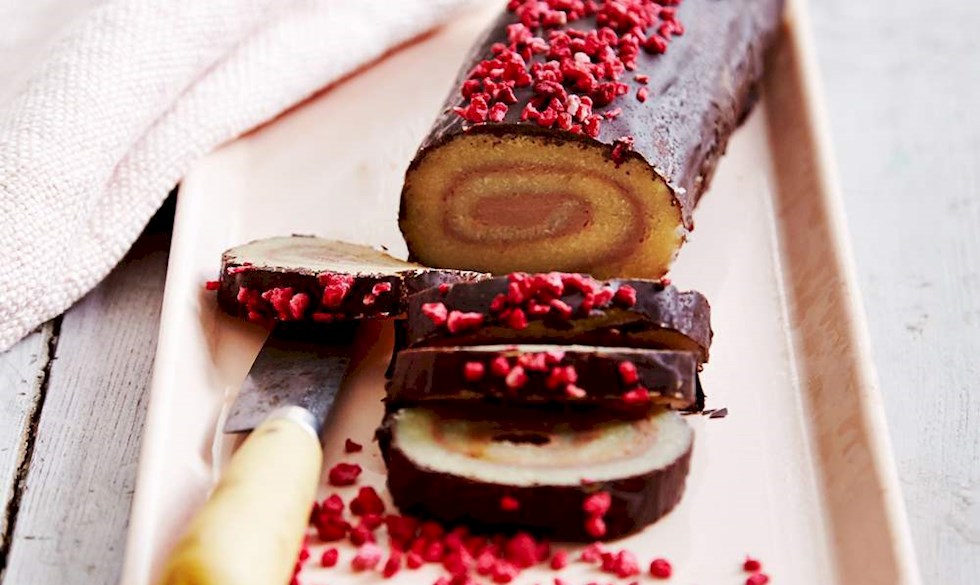 Opskrift på marcipanroulade med nougat