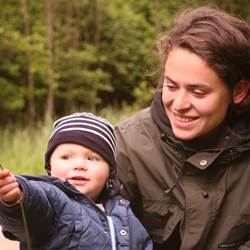 Foto: Colourbox 9. måned - Tag baby ud i naturen