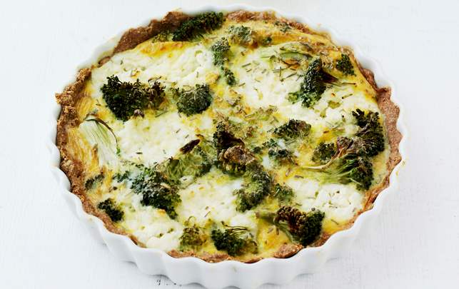 Hjemmelavet tærte med broccoli og ricotta Hjemmelavet tærte med broccoli og ricotta