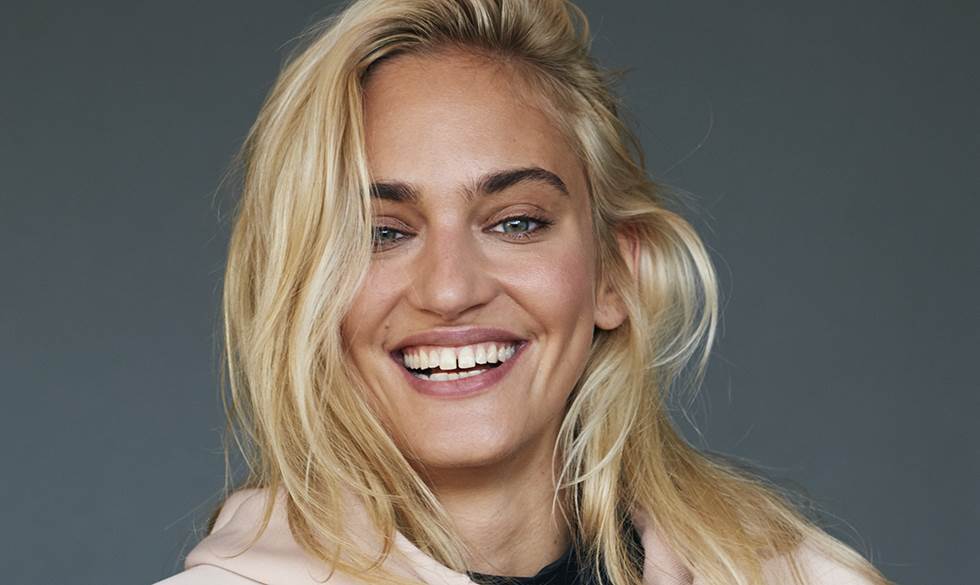 Det er fantastisk at blive mor, men det har også sine udfordringer. Mød Model Christel Winther. Om angst og om at blive mor