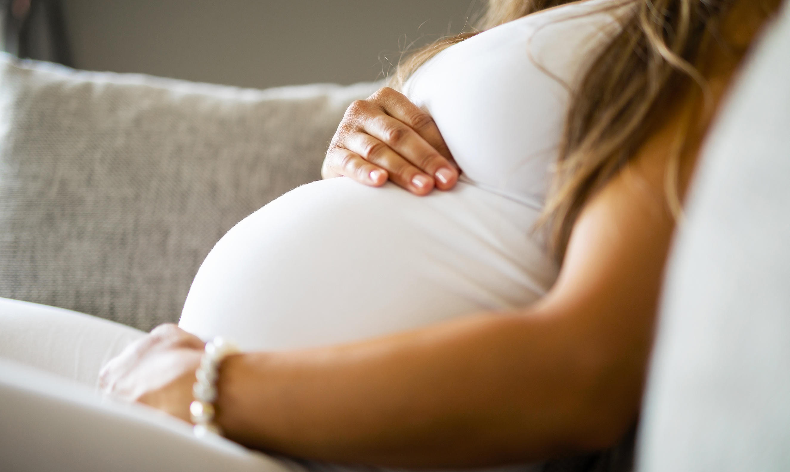 "Der har været dage, hvor jeg ikke har kunnet rejse mig selv fra toiletgulvet." Hyperemesis gravidarum