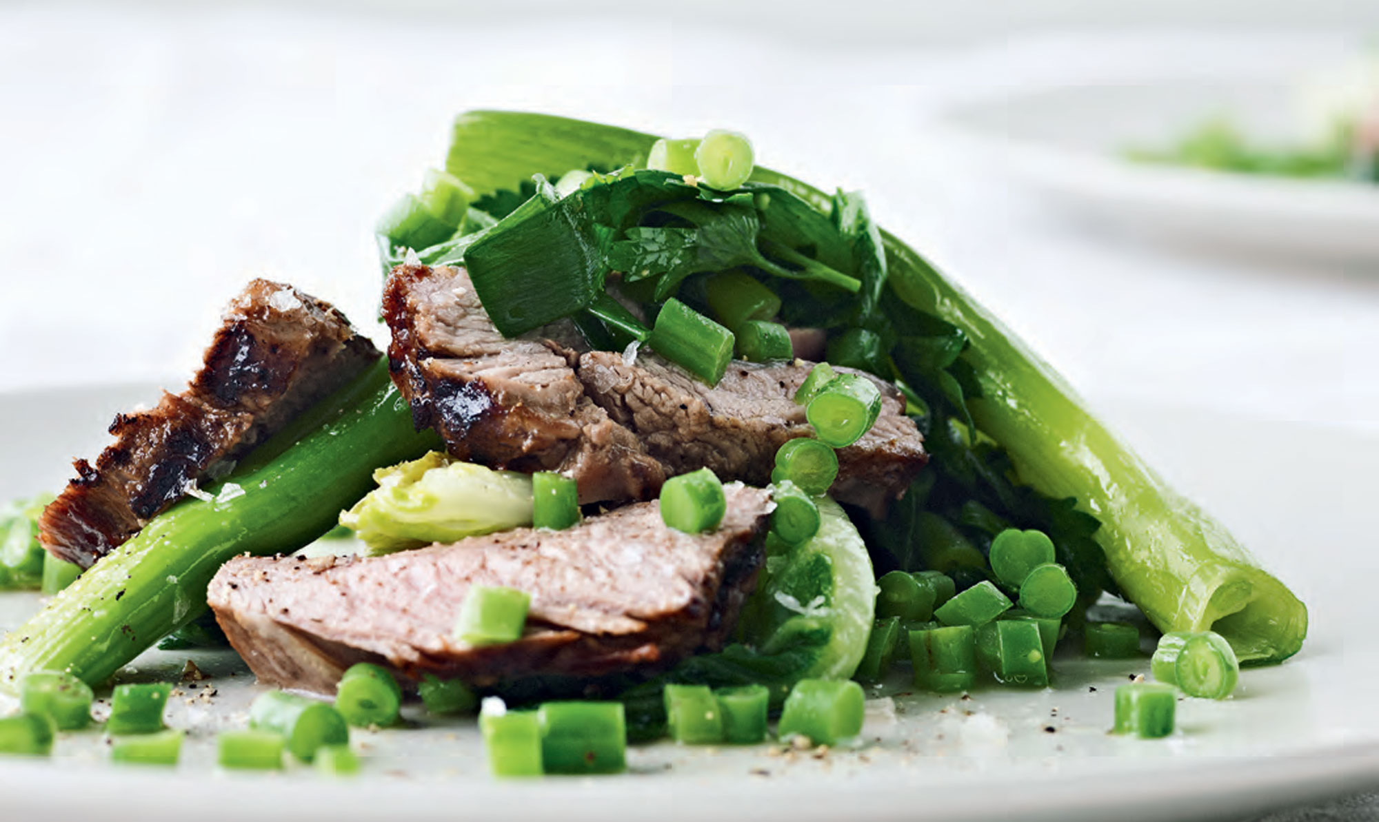 Stegt lammeculotte med grønt. Se hvordan du laver stegt lammeculotte