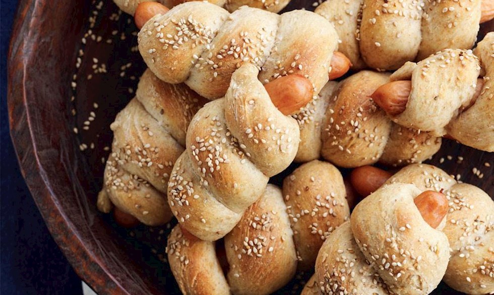 Lækre pølsehorn med fuldkorn. Pølsehorn med fuldkorn